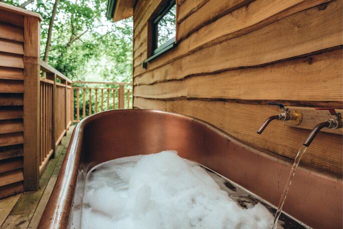 Outdoor bath