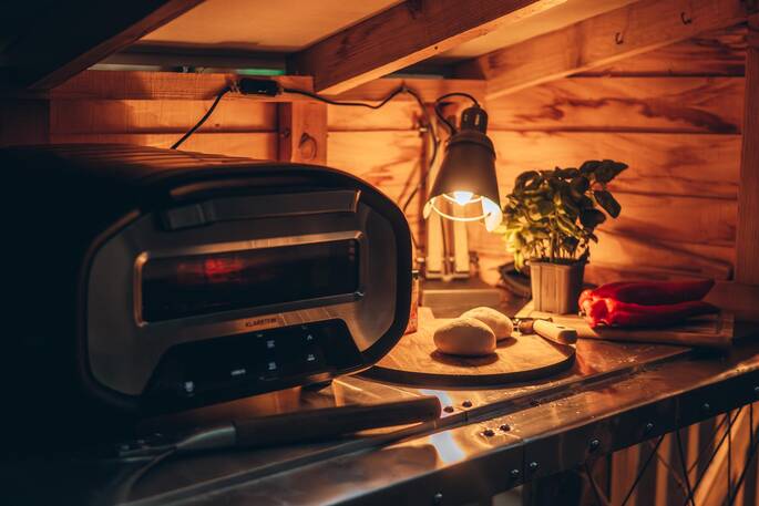 Pizza oven