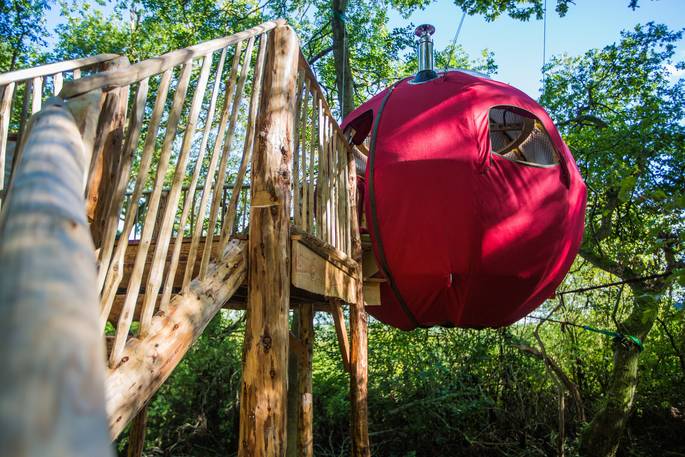 goji tree tent treehouse brook house woods tree house holidays herefordshire england uk glamping stairway to tree pod