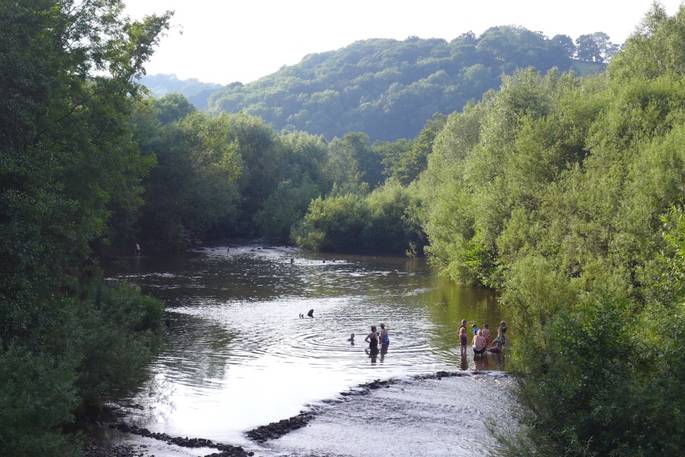dawn of the day, hollow ash, shepherd's hut, river monnow