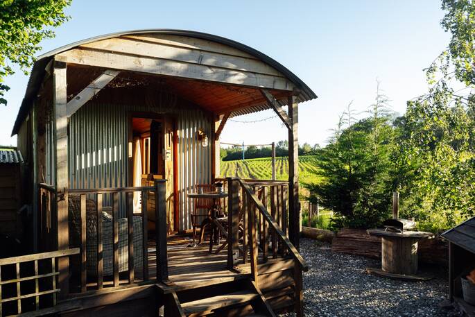 13 Hut and veranda