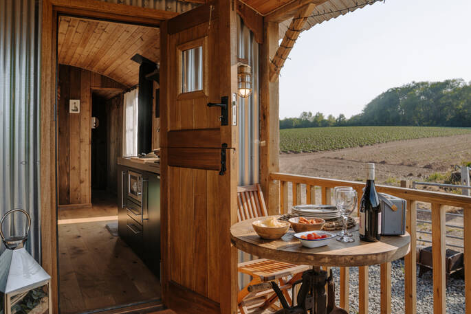 Side entrance to the hut