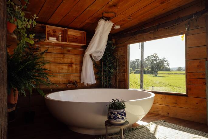13 Bath tub