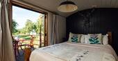 19 Bed