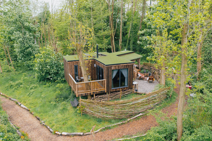 The Rook's View treehouse - drone, The Rookery Woods, Bromyard, Herefordshire