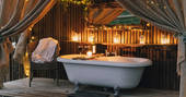 The Rook's View treehouse outdoor bathtub, The Rookery Woods, Bromyard, Herefordshire