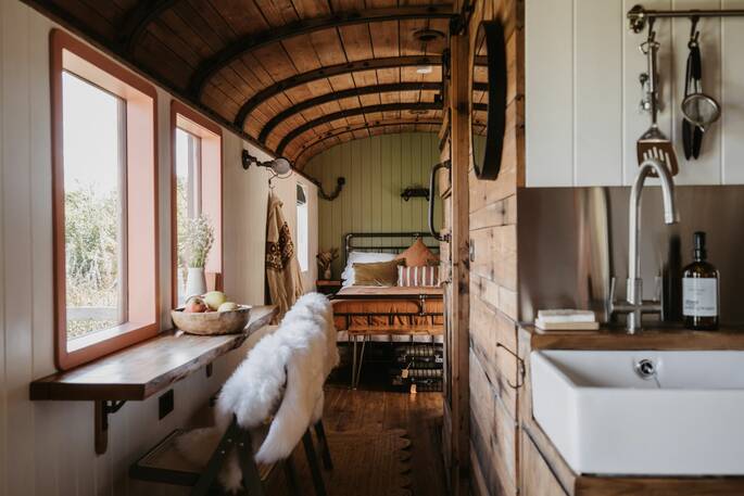 Long shot of carriage