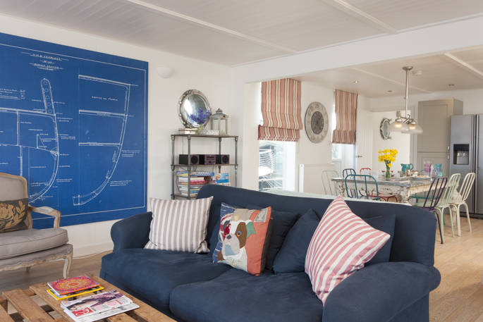 Sitting room Harbour Houseboat