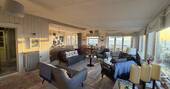 Living area & sea view