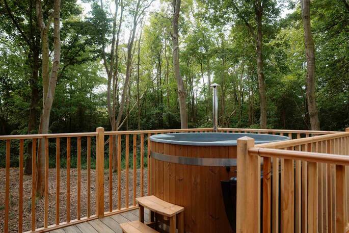 Wood-fired hot tub