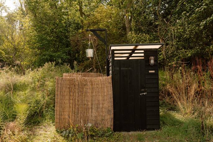 Outdoor shower block