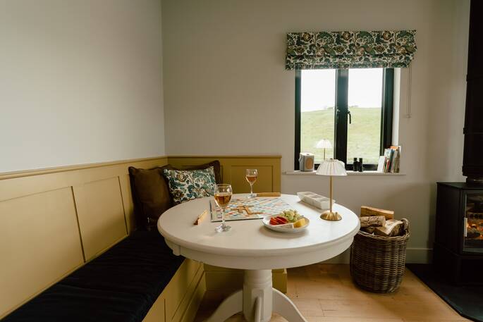 16 Dining table