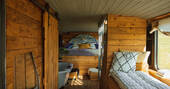 2 - King size bed