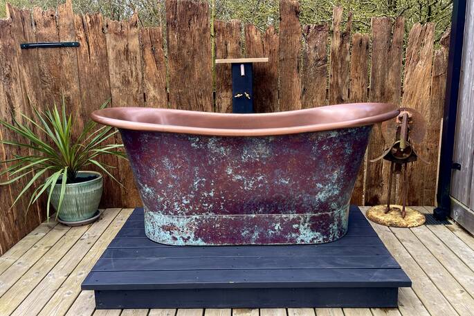 Outdoor Bath