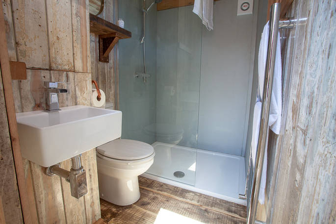 Luxury bathroom inside Cheviot at Huts in the Hills in Northumberland 