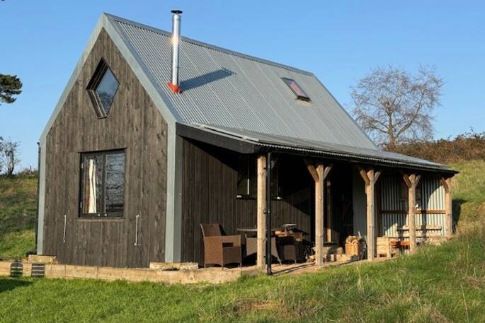 paratys bothy exterior