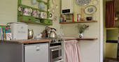 Basket Weavers Retreat horsebox kitchen, Shropshire