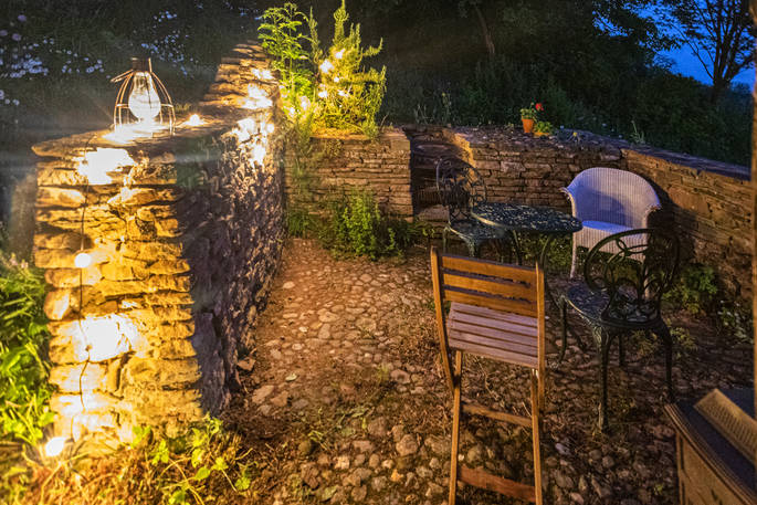 Sit outside of Damson Cottage and gaze at the stars in Shropshire 