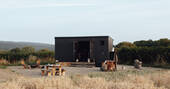 1  - Dutch Stays Exterior