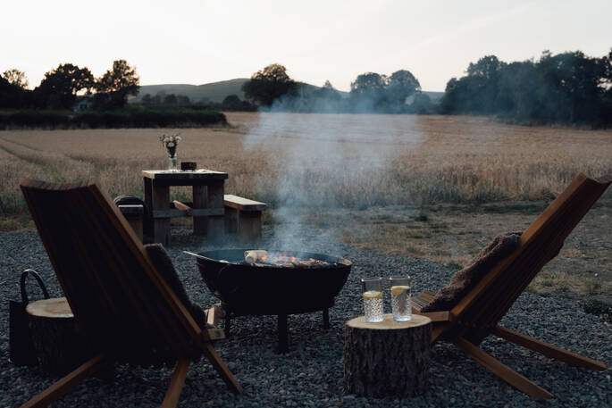 16 - Fire pit