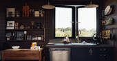 9 - Kitchen