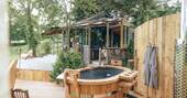 TheDuckHutWeb-12