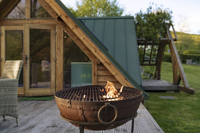 Offa's Pitch cabin firepit, Craven Arms, Shropshire