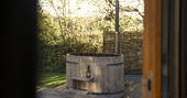 Offa's Pitch cabin - hot tub, Craven Arms, Shropshire