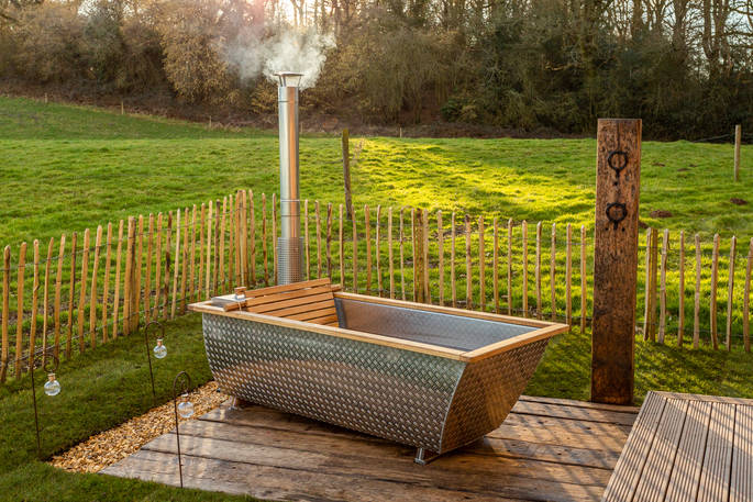Hot tub - McLaughlin's cabin, holiday, shropshire, england