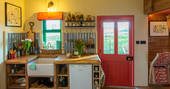 kitchen - Mclaughlin's, cabin, holiday, shropshire, england