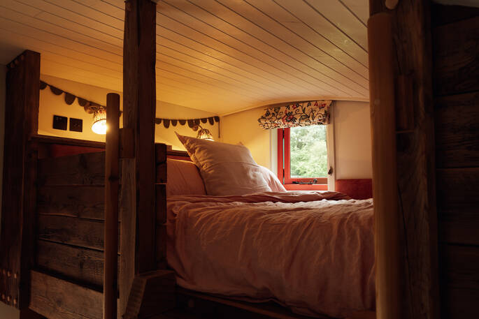 Top bed 