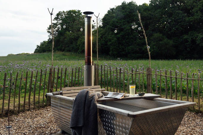 Wood-fired hot tub 