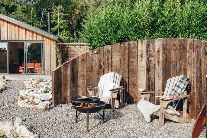 Firepit BBQ area