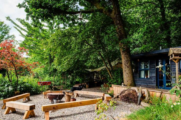 Shared firepit area and the snug