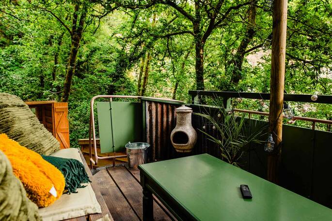 Top deck outdoor seating