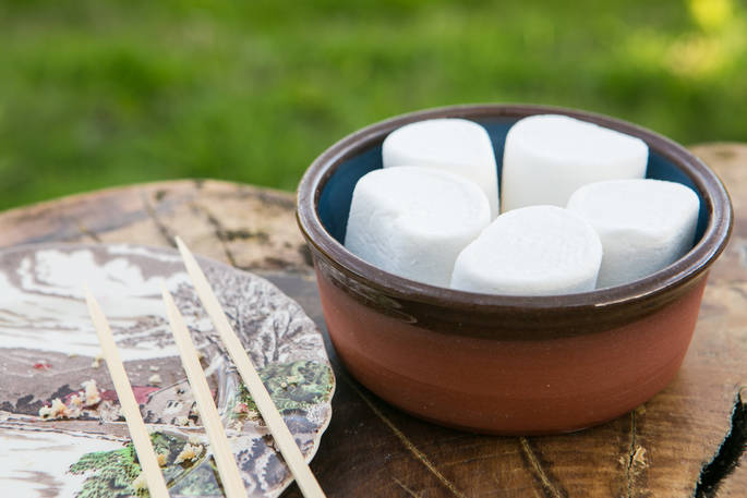 dimpsey shepherd's hut marshmallows