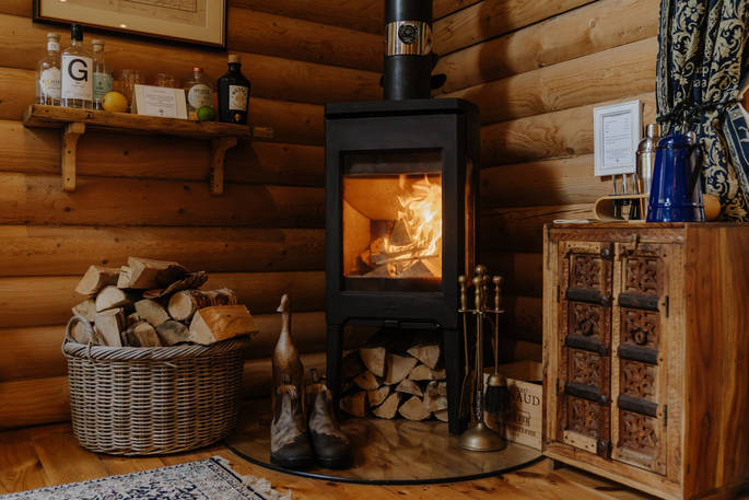 Log burner 