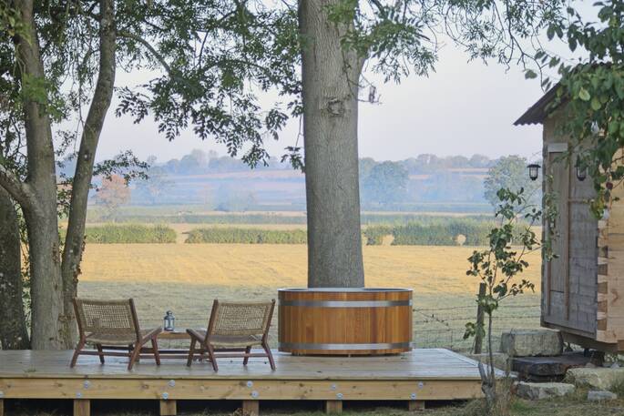 Sauna and cold plunge decking 
