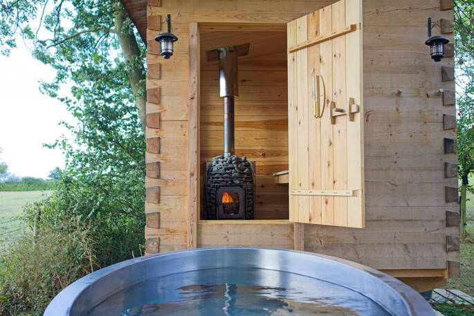 Sauna and plunge 