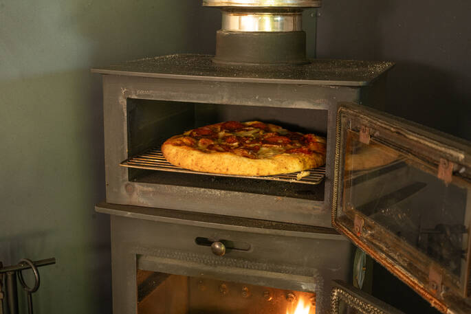 Pizza oven
