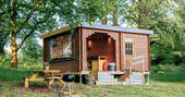 Kitchen and bathroom hut