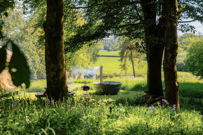 Wood-fired hot tub