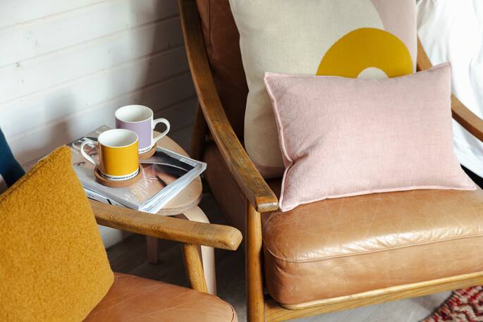 Igluhuts interior chairs