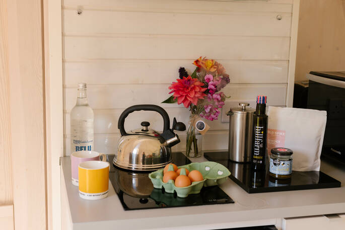 Igluhuts welcome hamper