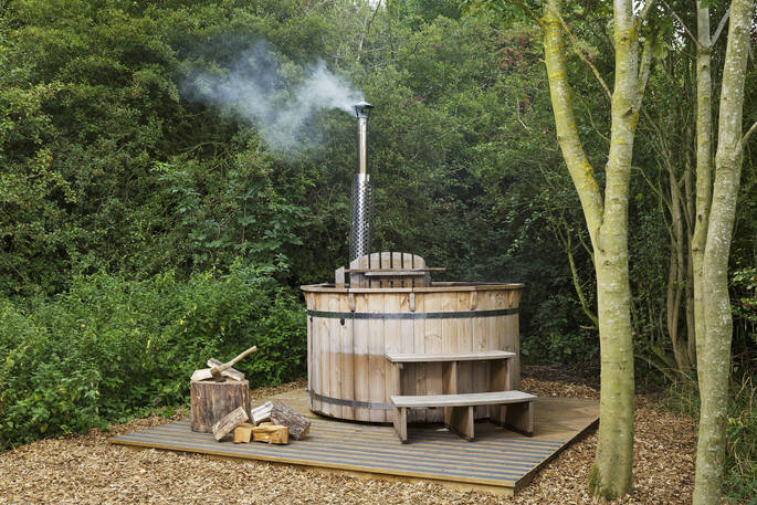 Hot Tub at Secret Meadows Glamping by Chris Rawlings 009 FINAL