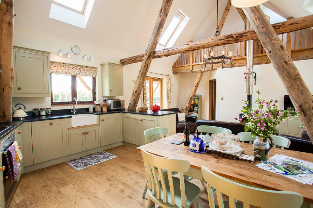 Withyfield cottage Cottage in Sussex Canopy & Stars