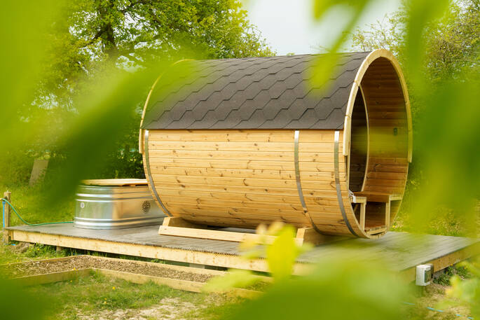 Sauna and cold Plunge