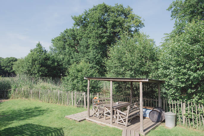 Cook up a BBQ and sit amongst the wild nature at Meadow keeper's cottage in Sussex