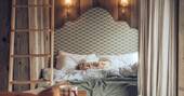 Bedroom with a king size bed