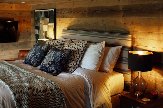 Super king size bed